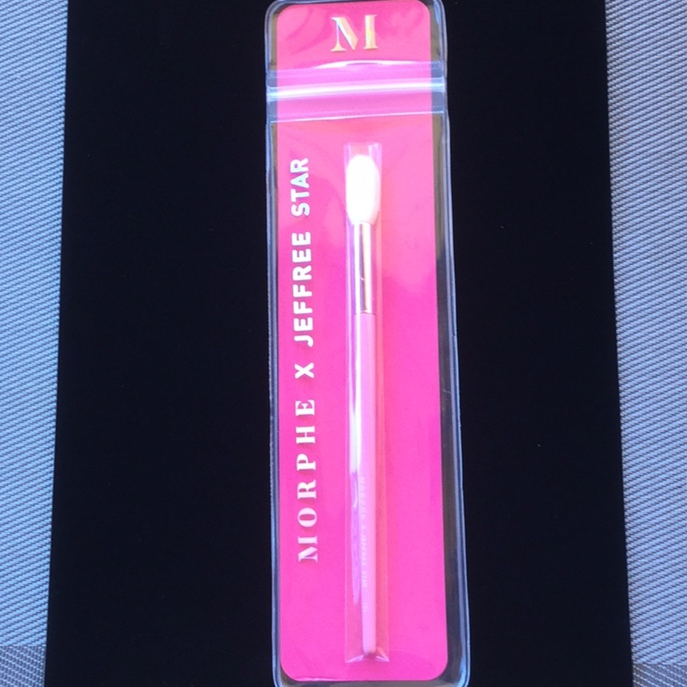 NWT Morphe x Jeffree Star Makeup Brush